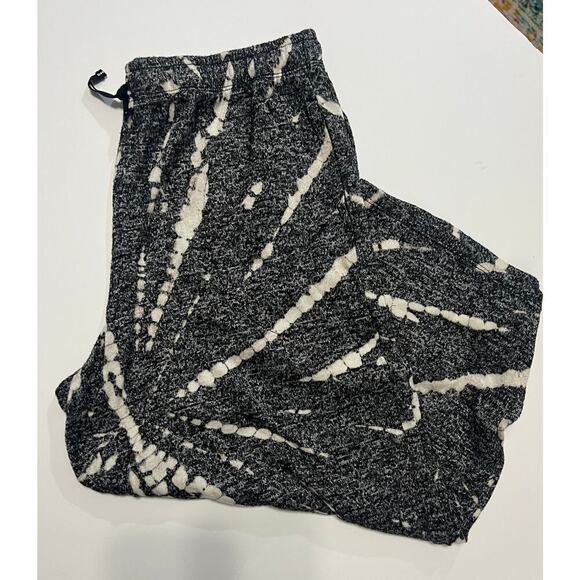 DKNY Pajama set, women’s size S, black/white, preowned - Picture 1 of 16